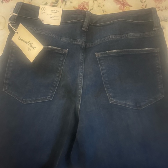 NWT Universal Thread High Rise Skinny Jeans - Picture 7 of 11